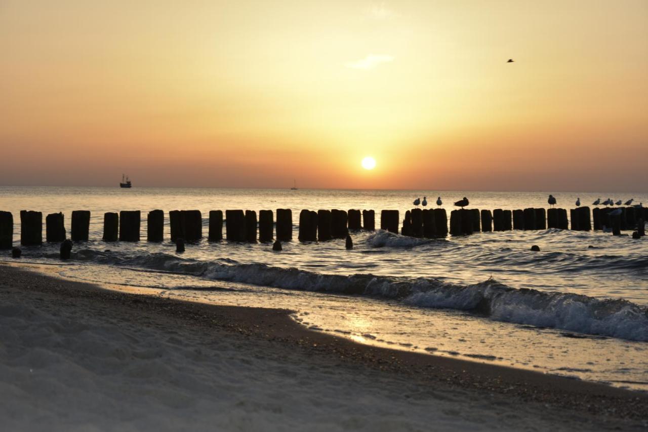 Pensjonat Belona Dziwnów Exteriér fotografie